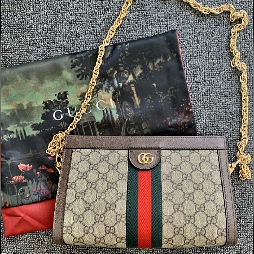 Gucci Ophidia GG Meduim Shoulder Bag